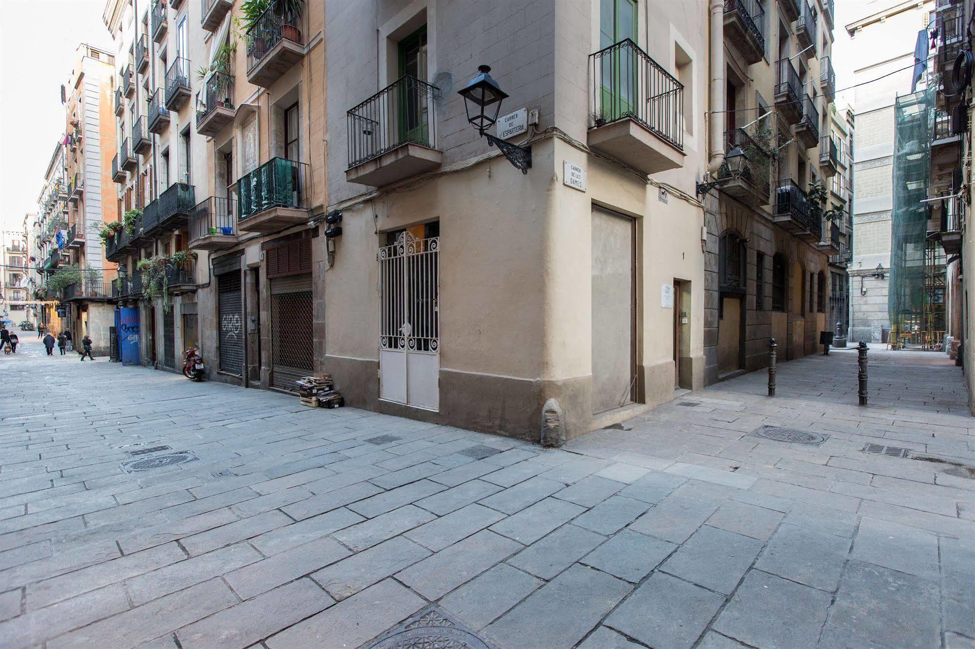 Ainb Born-Dames Apartments Barcelona Exterior foto